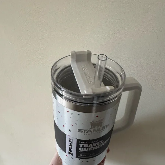 NWT Stanley Travel Quencher Tumbler - Picture 2 of 3
